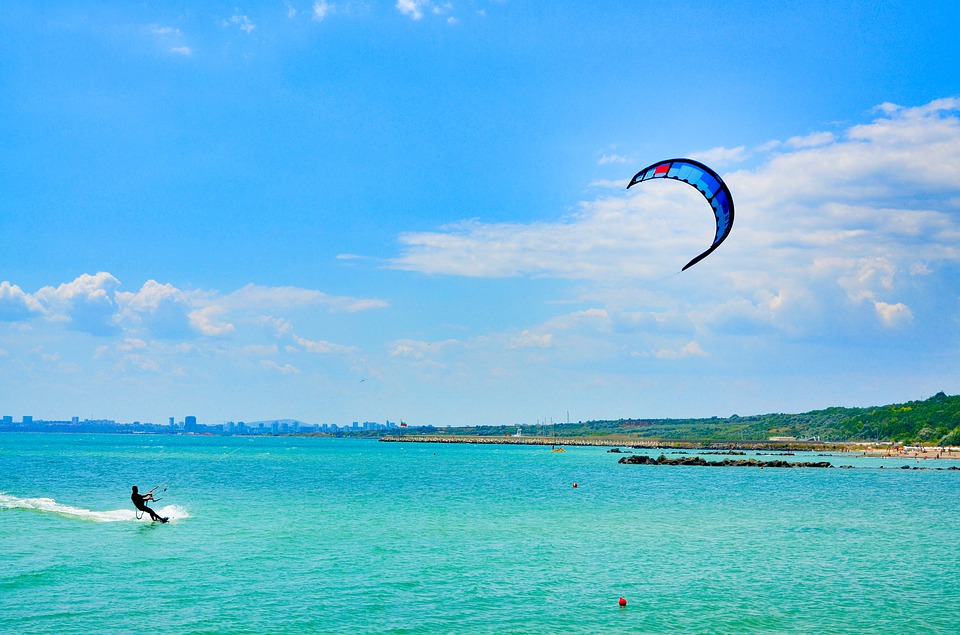 windsurfing na pobřeží Burgasu