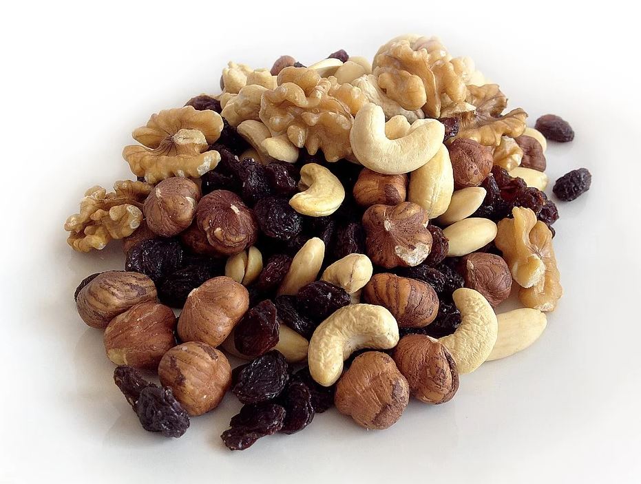 ořechy a sušené ovoce